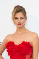 hqcelebcorner__11_.jpg