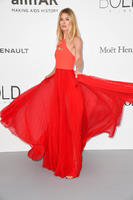 hqcelebcorner__37_.jpg