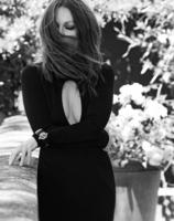 vogue_russia_september_2017_julianne_moore_by_miguel_reveriego_02.jpg