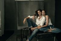 vogue_september_2017_01_cindy_crawford_christy_turlington_by_annie_leibovitz.jpg