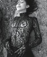 vogue_australia_september_2017_bella_hadid_jordan_barrett_by_jackie_nickerson_03.jpg