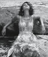 vogue_australia_september_2017_bella_hadid_jordan_barrett_by_jackie_nickerson_08.jpg