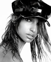 elle_us_september_2017_jasmine_tookes_elsa_hosk_by_terry_tsiolis_08.jpg