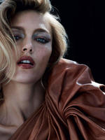 vogue_paris_september_2017_anja_rubik_by_ben_hassett_01.jpg
