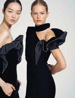 vogue_china_september_2017_anna_ewers_fei_fei_sun_by_collier_schorr_01.jpg