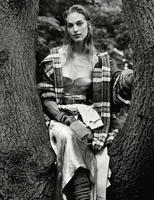 w_magazine_septemeber_2017_by_alasdair_mclellan_04.jpg