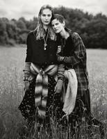 w_magazine_septemeber_2017_by_alasdair_mclellan_08.jpg