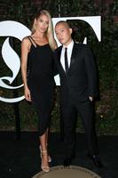 51199454_hqcelebcorner_2.jpg