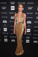 hailey_baldwin_gettyimages_844538460.jpg