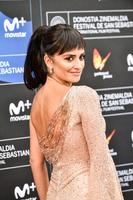 53036822_hqcelebcorner_5.jpg