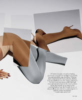 51994473_elle_usa_october_2017_page_05.jpg