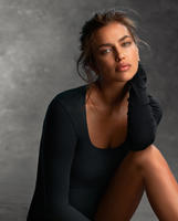 54303389_hqcelebcorner_7.jpg