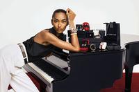 Net_a_Porter_mr_Porter_holiday_2017_ad_campaign_the_impression_03.542f2e1573d67eb10e0cd5bb5df7edf1.jpg