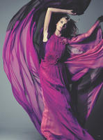 56132972_harper_s_bazaar_germany_december_2017_page_05.jpg
