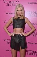 5a13287626fdc_ElsaHosk2017VictoriaSecretFashionShowCT26M5r_2VPx.600f7fadb4d4714c20ef9feeb40a5bd6.jpg