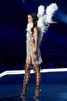 sarasampaio_victoriassecretfashionshow2017_39.5110e4c1702847dafe131863f16a8ea1.jpg