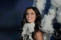 sarasampaio_victoriassecretfashionshow2017_80.a0c7b9152ba61442ab2c7939efc33892.jpg