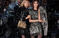Michael_Kors_holiday_2017_ad_campaign_the_impression_01.69771e12803f9085dfdd18f900bc6fea.jpg