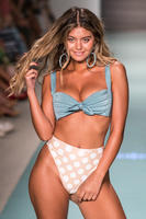 Montce_Swim_Miami_Swim_Week_0067.a1fef6dd26e443d583bf322191bd0f0a.jpg