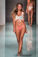 Montce_Swim_Miami_Swim_Week_0494.660da6d42e5ed811b2e1a91d4bf64d79.jpg
