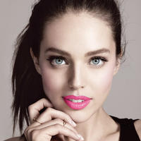 maybelline_baby_lips_color_balm_crayon_emily_didonato_1x1.jpg