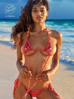 64038762_sports_illustrated_2018_34.jpg