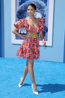 82766657_zendaya_2018_09_22_smallfootpremierela_003.jpg