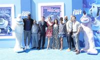 82766872_zendaya_2018_09_22_smallfootpremierela_049.jpg