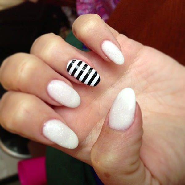 black_and_white_nail_designs_212.jpg