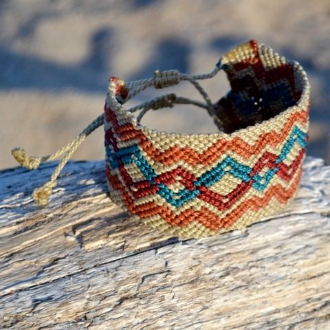 RumiSumaq_MacrameBracelet.jpg