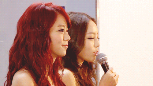 tumblr_mgonx86Bq31r3379yo1_500_www.kepfeltoltes.hu_.gif